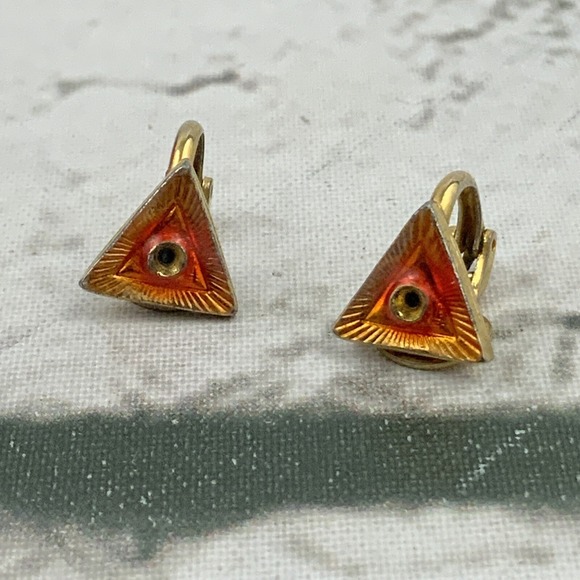 Fashion Jewelry Jewelry - Gold Toned Triangle Shaped Earrings Red Clip Ons Fashion Jewelry Stud